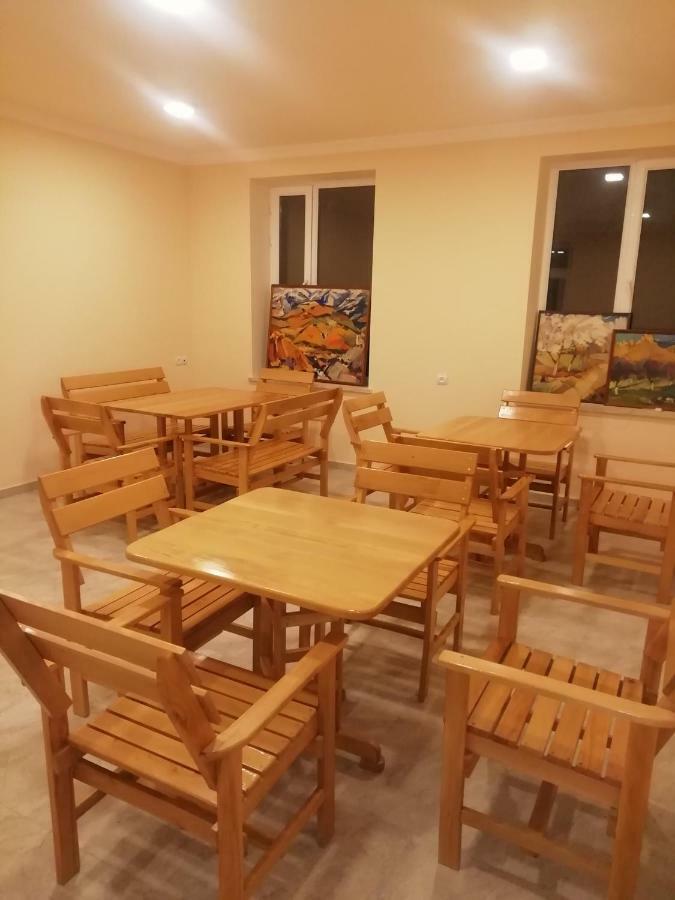Park-Hotel Khoren'S Lake Areni Bagian luar foto