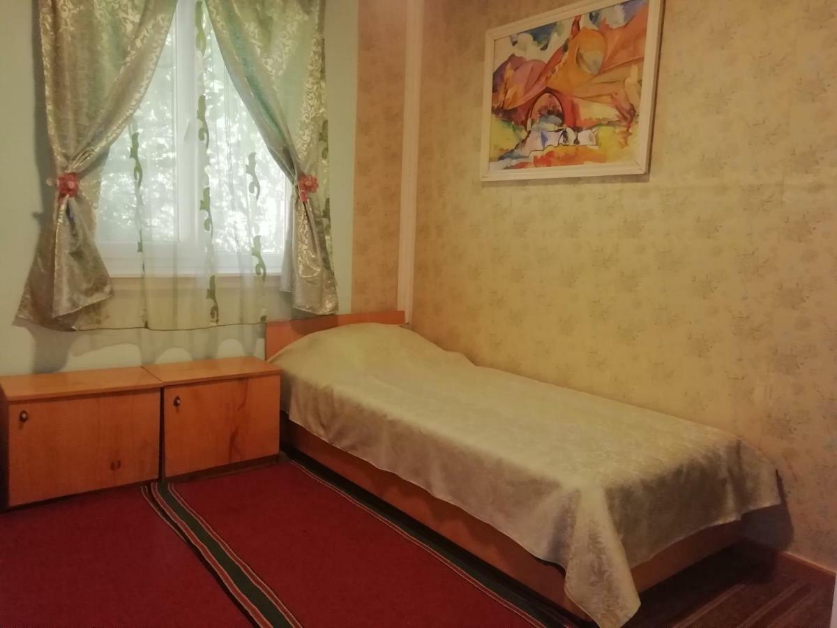 Park-Hotel Khoren'S Lake Areni Bagian luar foto